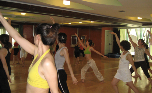 2015上海体育学院舞蹈高考报考时间安排