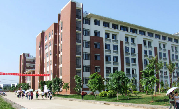 2016年廣西民族大學(xué)舞蹈高考招生簡(jiǎn)章