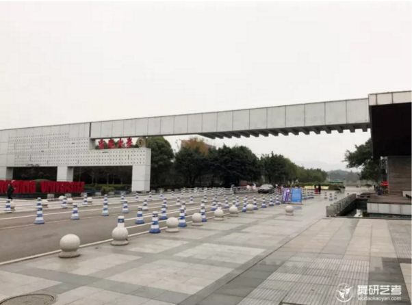 重庆省统考现场丨考试现场突发意外，值得等待的5小时！