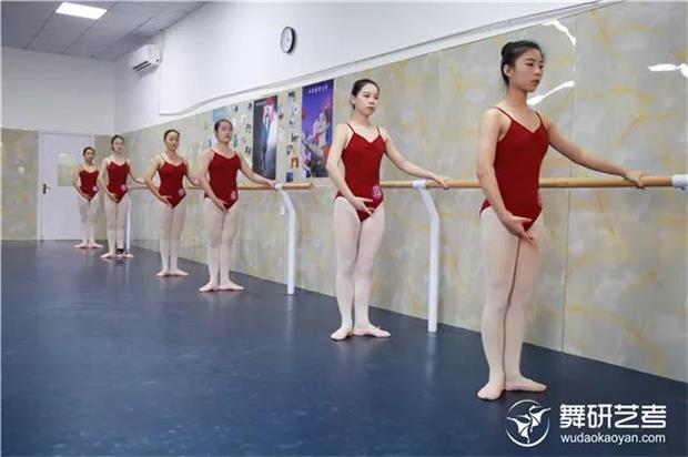 你见过600人同台竞技的样子吗？舞研昌平校区舞蹈暑期大测来啦！