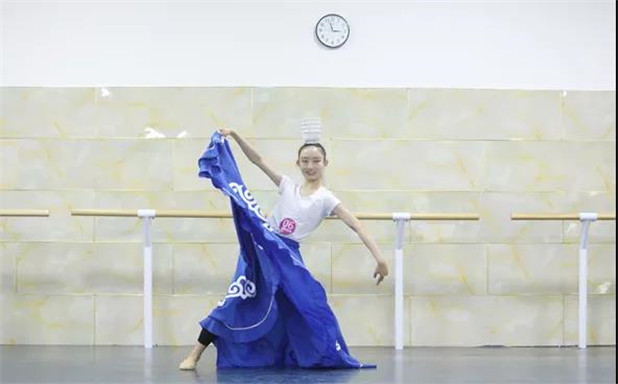 这20个舞蹈常用术语不知道？你还是不是那个爱跳舞的小仙女！