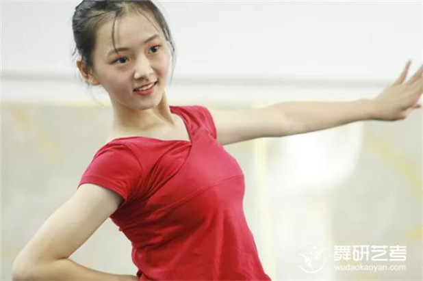 这20个舞蹈常用术语不知道？你还是不是那个爱跳舞的小仙女！