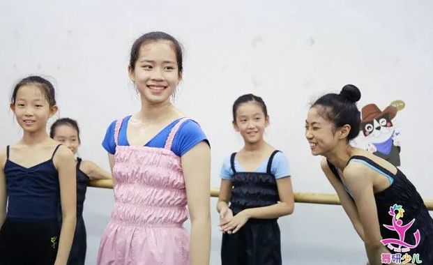 舞研少儿舞蹈国庆集训实况回顾：6天虽短，但却足够被铭记！