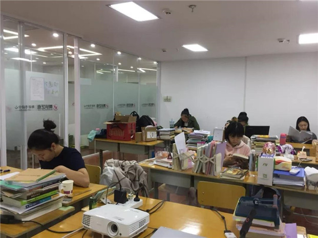 考研倒计时70天，我们一起努力~