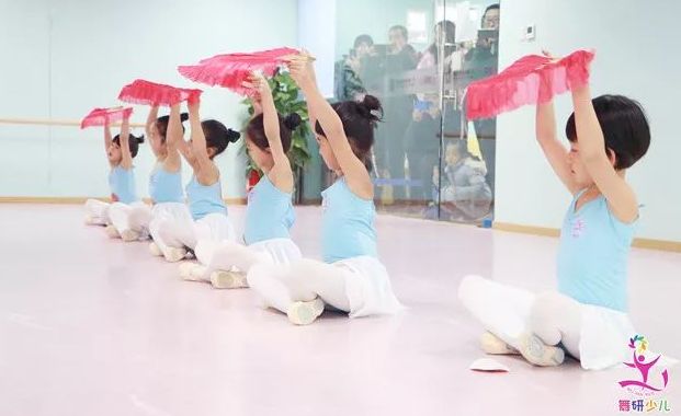 舞研少兒中國民族民間舞蹈考級順利舉行！