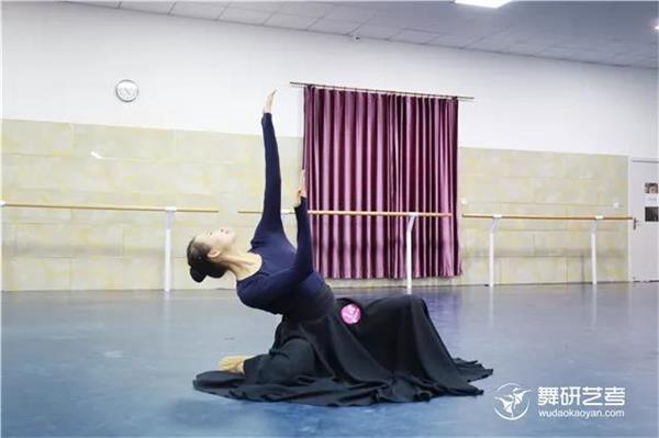 舞研圆梦之旅丨天津包揽舞蹈统考第1第2名，向2018年交出一份完美的答卷！