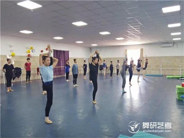 舞研圆梦之旅丨天津包揽舞蹈统考第1第2名，向2018年交出一份完美的答卷！