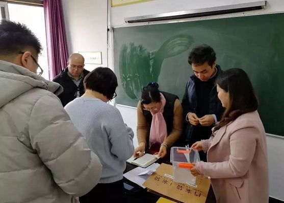 打铁还需自身硬，舞研文化课老师24小时为你待命