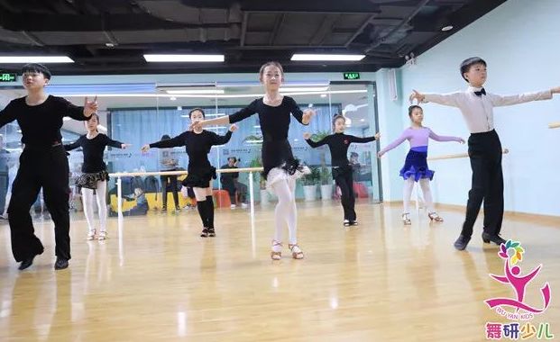 作为家长，你真的知道应该如何培养孩子学舞蹈吗？