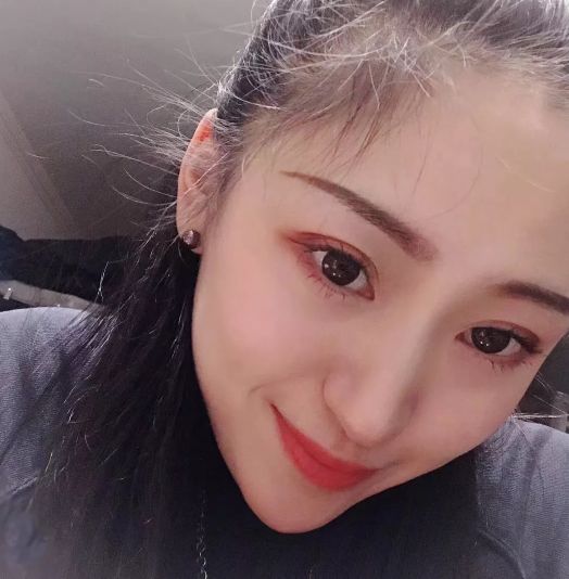 不再单兵作战，选择舞研找对方向，她成了民大的一员！