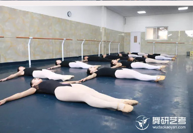 新一轮国标月测开启！“战场”的号角已吹响，她们快速进步，独领风骚~