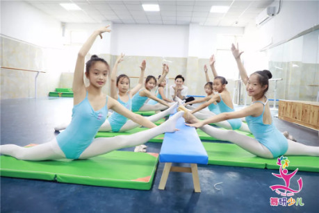 孩子想考舞蹈附中？必须先过这一关……