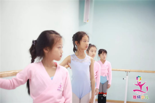 從小學舞蹈的孩子，應該怎么培養？