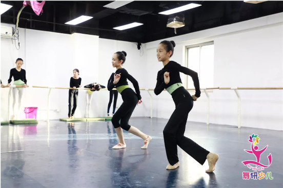 備考北舞附中丨集訓在舞研，不僅僅是收獲到了考學能力的提升……