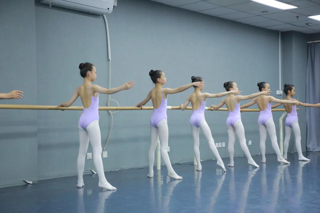 為什么孩子學舞蹈要從“芭蕾”開始？你真的理解嗎？