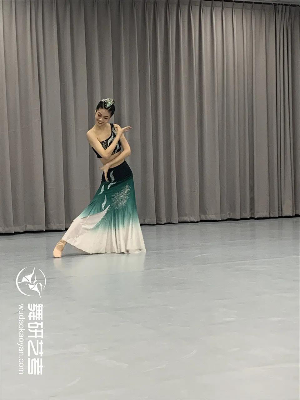 舞研河北学员专访丨拿到南艺、沈音、西音的校考合格证之后，她说是舞研成就了她！