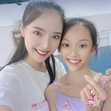 “那么多選擇，但她最愛的還是舞蹈”！| 考進深圳藝校不僅僅因為運氣！