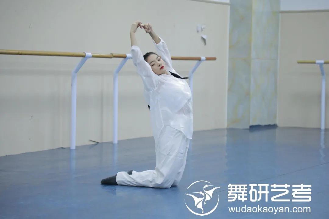 一路风雨兼程，澎湃前行，所以我们才值得拥有任何光芒！| 舞研国标八月月测