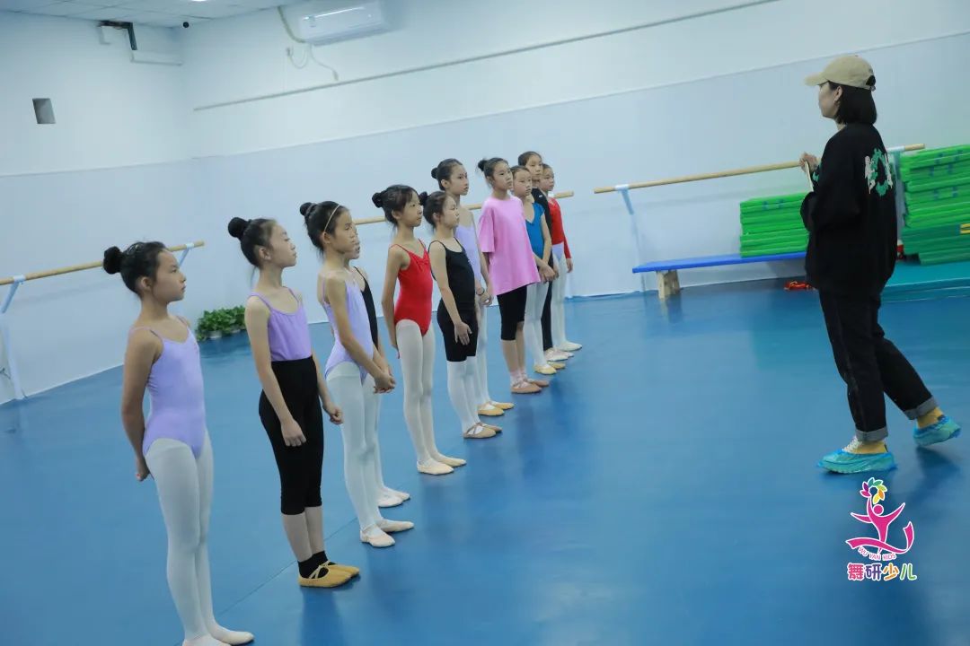 舞研少兒舞蹈國慶集訓實拍：與眾不同的6天，成功收獲“新突破”！