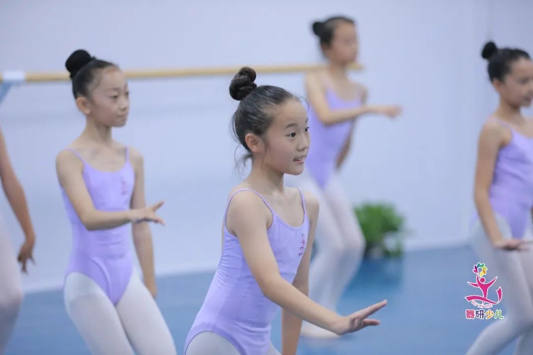 舞研少兒舞蹈國慶集訓實拍：與眾不同的6天，成功收獲“新突破”！