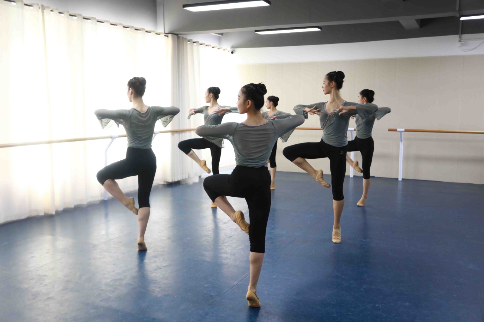 北京师范大学舞蹈生要考多少分 难不难考?北京师范大学舞蹈生录取分数线