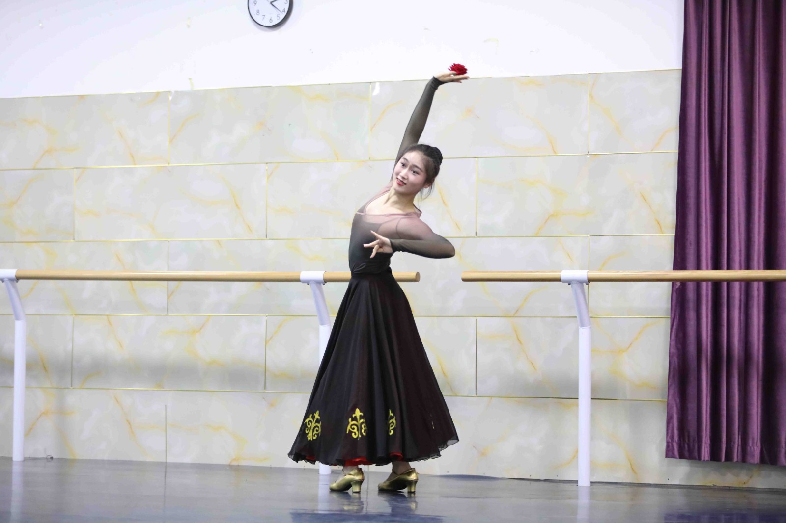 鄭州高考舞蹈學校怎么選擇 藝考培訓的問題應該注意哪些?