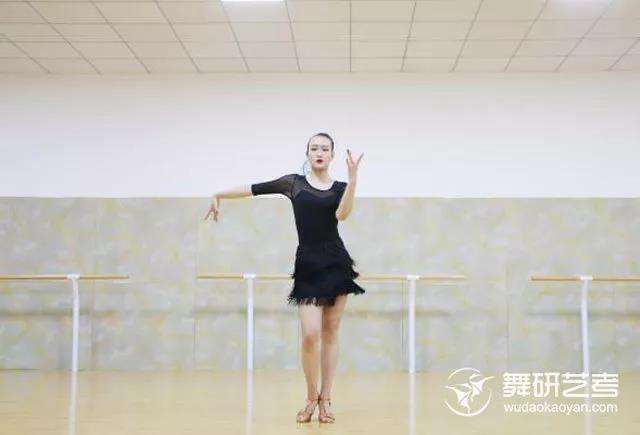 鄭州師范學院招收體育舞蹈生嗎 鄭州師范學院體育舞蹈分數線是多少?