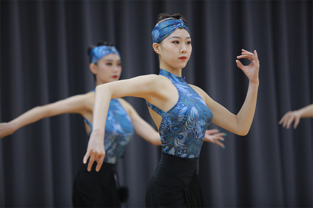 鄭州工程技術學院體育舞蹈怎么樣 鄭州工程技術學院體育舞蹈錄取分數線是多少?