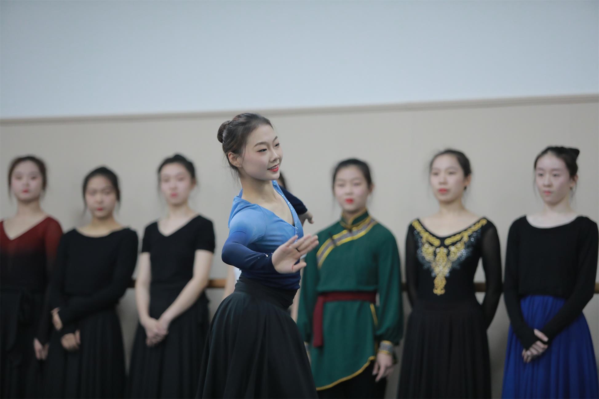 遼寧省教育廳發布2024年擬在遼招生的普通高校專業選考科目要求 中國舞蹈學院有哪些可以在遼寧招生呢