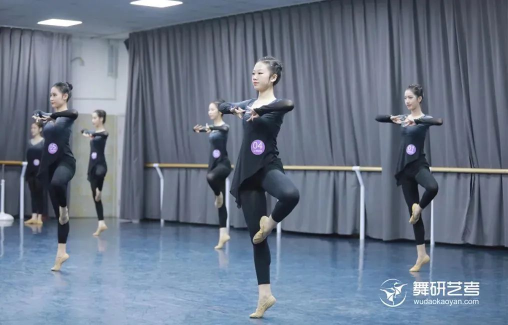 中國較好的舞蹈學院排名 中國知名舞蹈院校各專業身高要求是什么