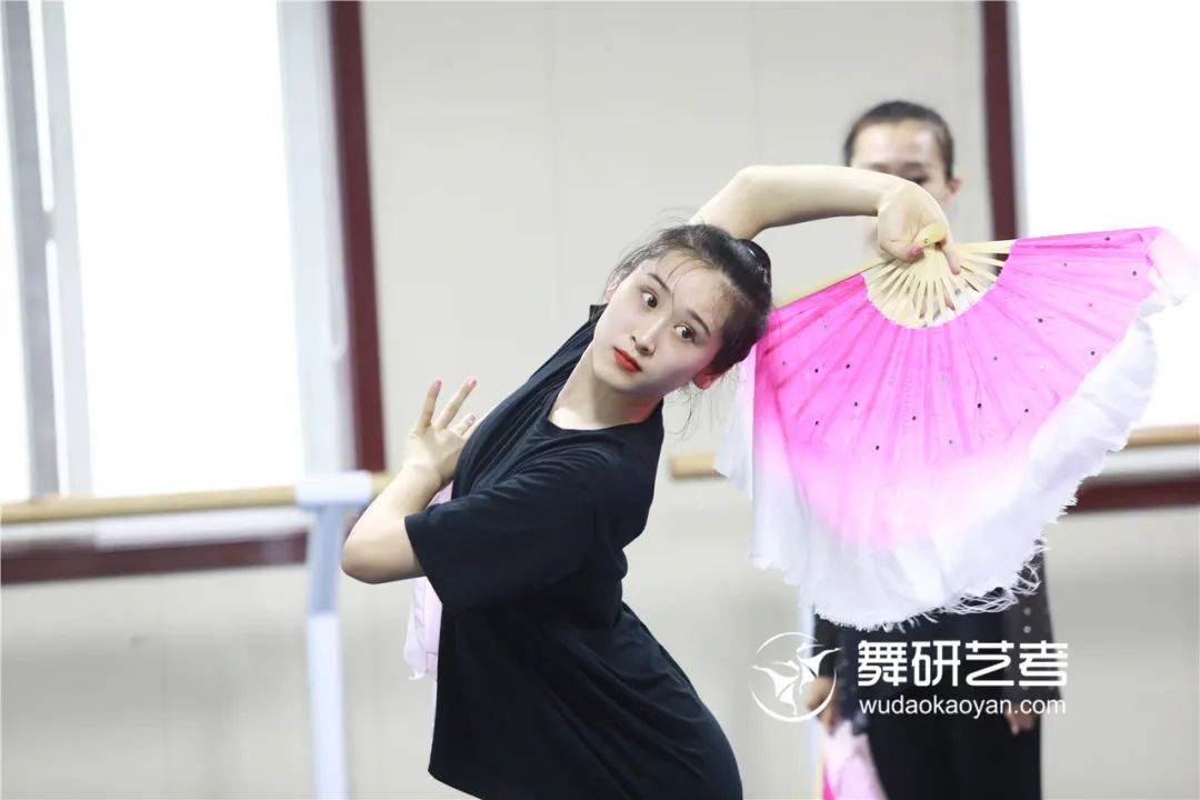 中國舞前十名舞蹈大學 什么樣的劇目，才能在舞蹈藝考中拿高分？