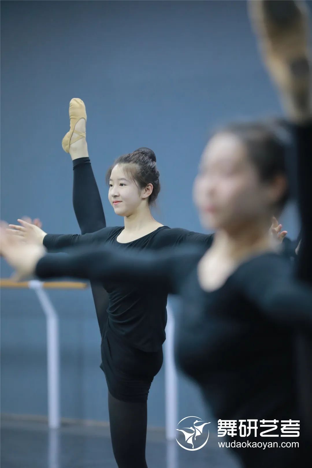 眼前一亮！舞研周測現場來啦~23屆舞蹈藝考生一直在穩穩進步中！