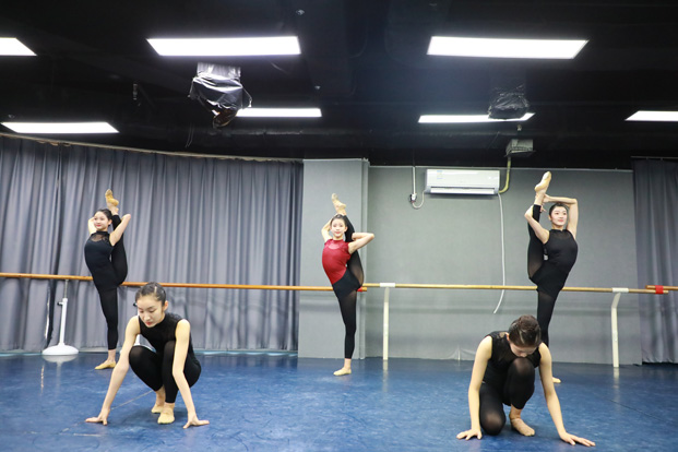 舞蹈藝考培訓民族舞基本功怎么練？訓練特點全解析！