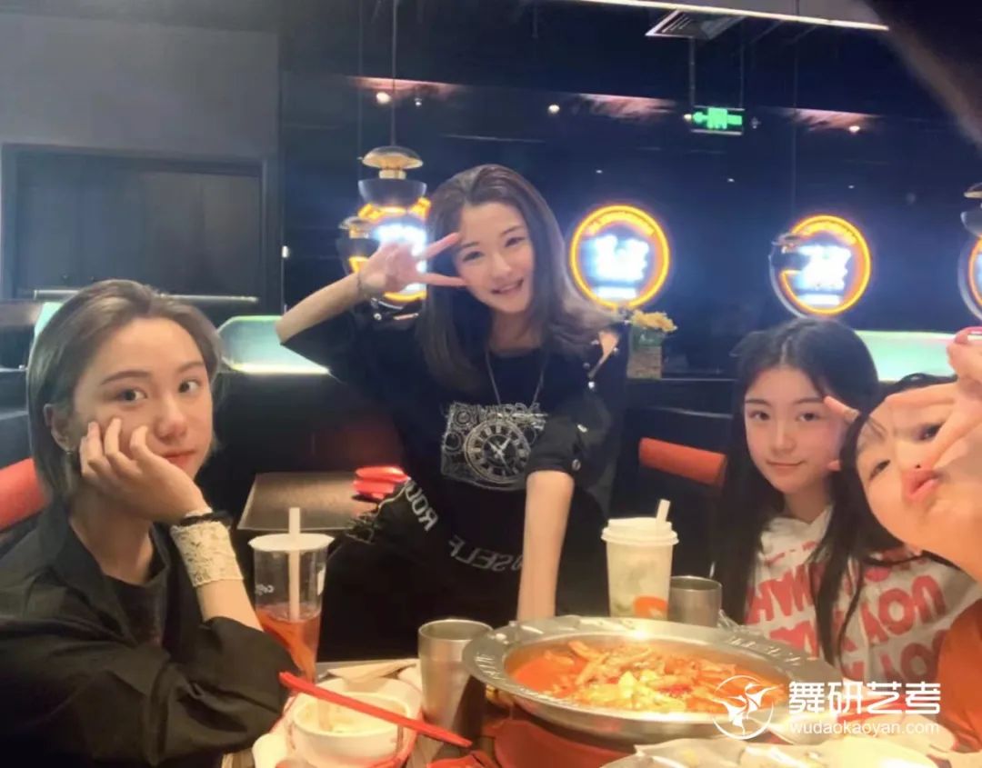是集训那段有哭有笑的日子让梦想得以启航，进入中戏继续深造~ | 舞研山东省21届学员故事