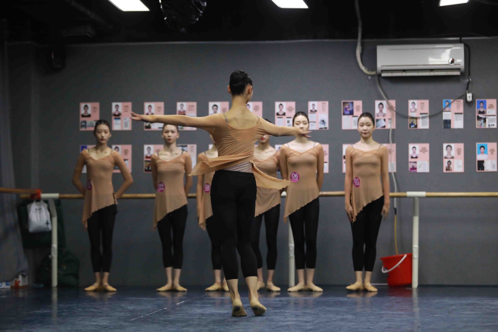 廣東樂山藝考學舞蹈需要多少錢 廣東樂山舞蹈培訓班的好壞判斷標準在這里