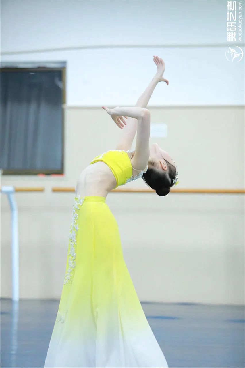 中國舞專業的大學有哪些 舞研藝考【?？紱_刺班】重磅來襲！定向開班，高效輔導