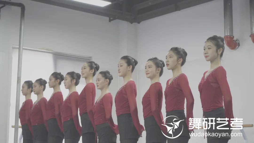 四川舞研藝考23屆6月月度大測如期而至，23屆舞蹈生們，“秒殺全場”的時刻到了！