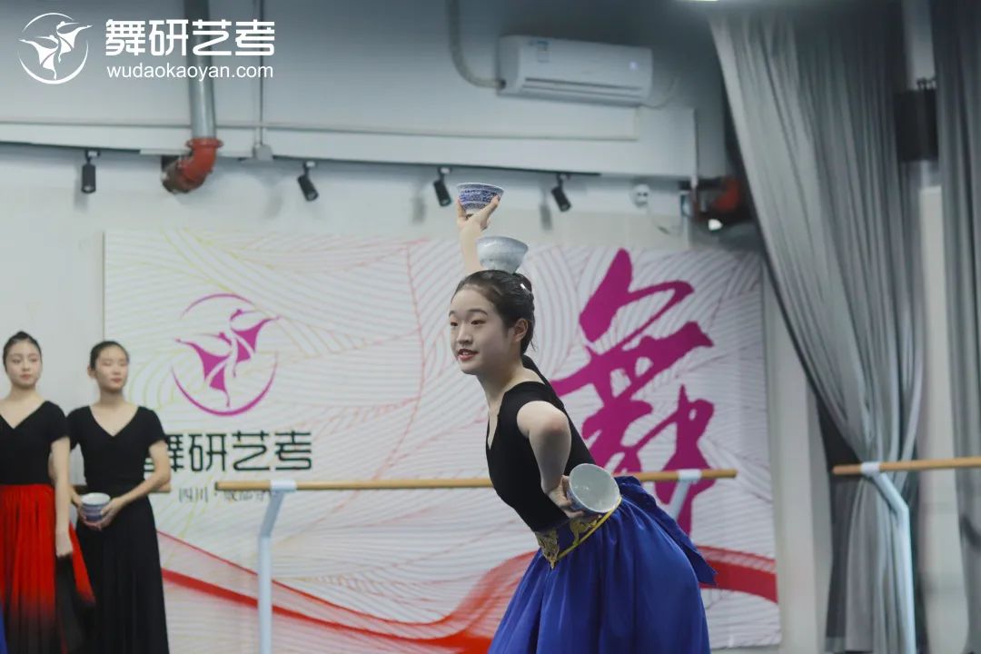 四川舞研藝考23屆6月月度大測如期而至，23屆舞蹈生們，“秒殺全場”的時刻到了！
