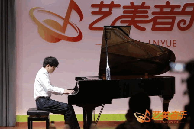 艺美22届学员故事｜百炼成钢！牛易豪斩获天音作曲状元！