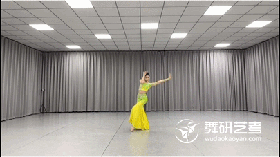 22届陕西舞研学员专访丨艺考路上的疲惫、崩溃都没有打倒她，坚持梦想，成功考入中央民族大学！