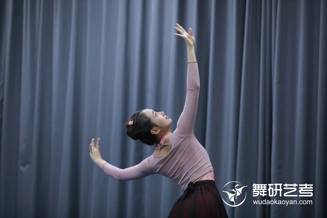 北京舞蹈考前培训哪家好 舞研艺考让你的“重本”触手可及！