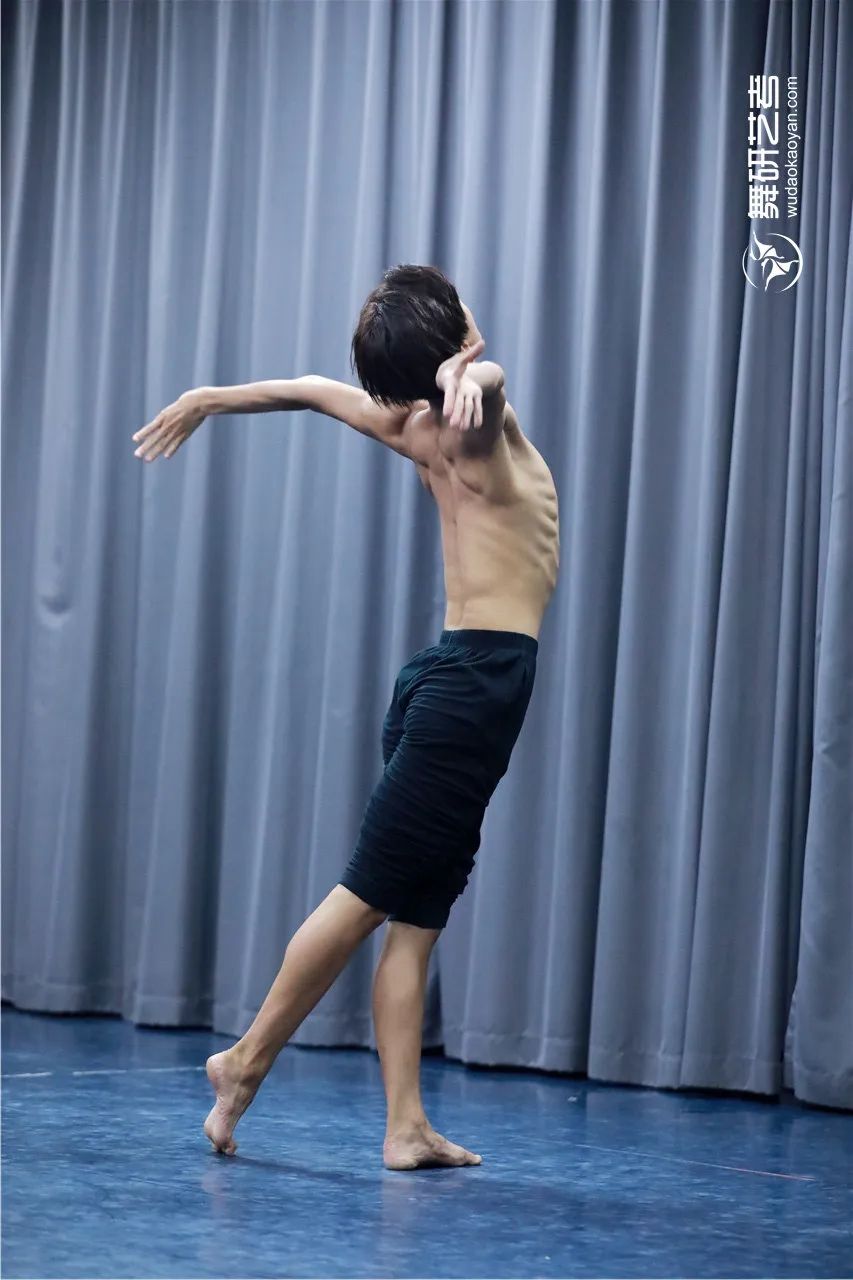 北京舞蹈藝考培訓哪家好？舞研藝考師資雄厚，教學精準，課程全面