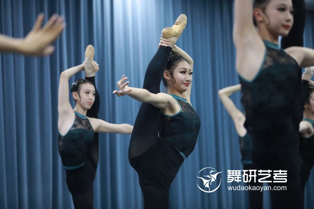 舞研藝考東三省【藝校生】校長免費測評試課開始預約了！幫舞蹈生規劃如何上好大學！