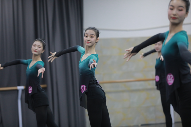 宁波艺考舞蹈培训哪家好_学费多少 众多的培训学校中又该如何完美避开所有坑