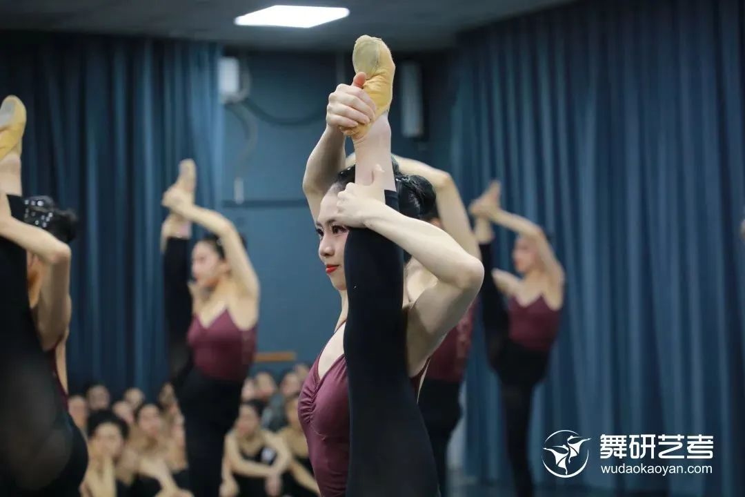 北京舞蹈學院怎么考 北舞身高要求