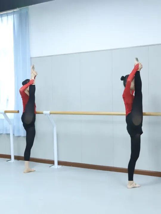 舞研艺考广州校区【舞蹈艺考周末班】上线，赢在起跑线的机会来了！
