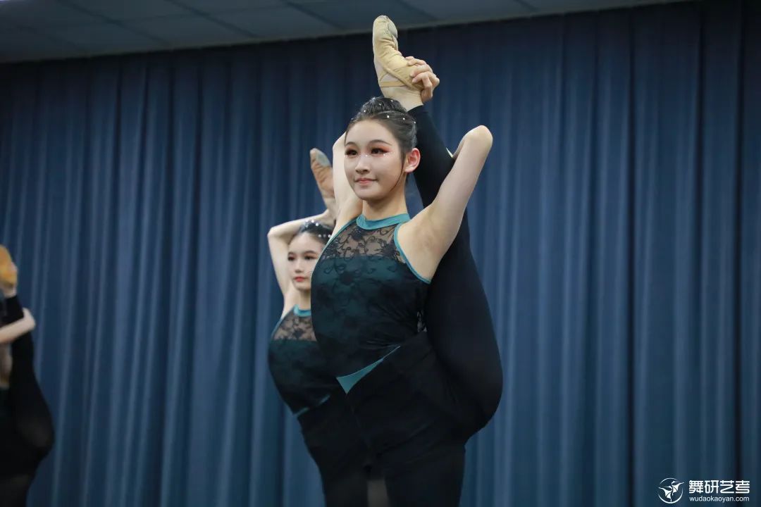 舞研艺考吉林校区【舞蹈艺考周末班】上线，赢在起跑线的机会来了！
