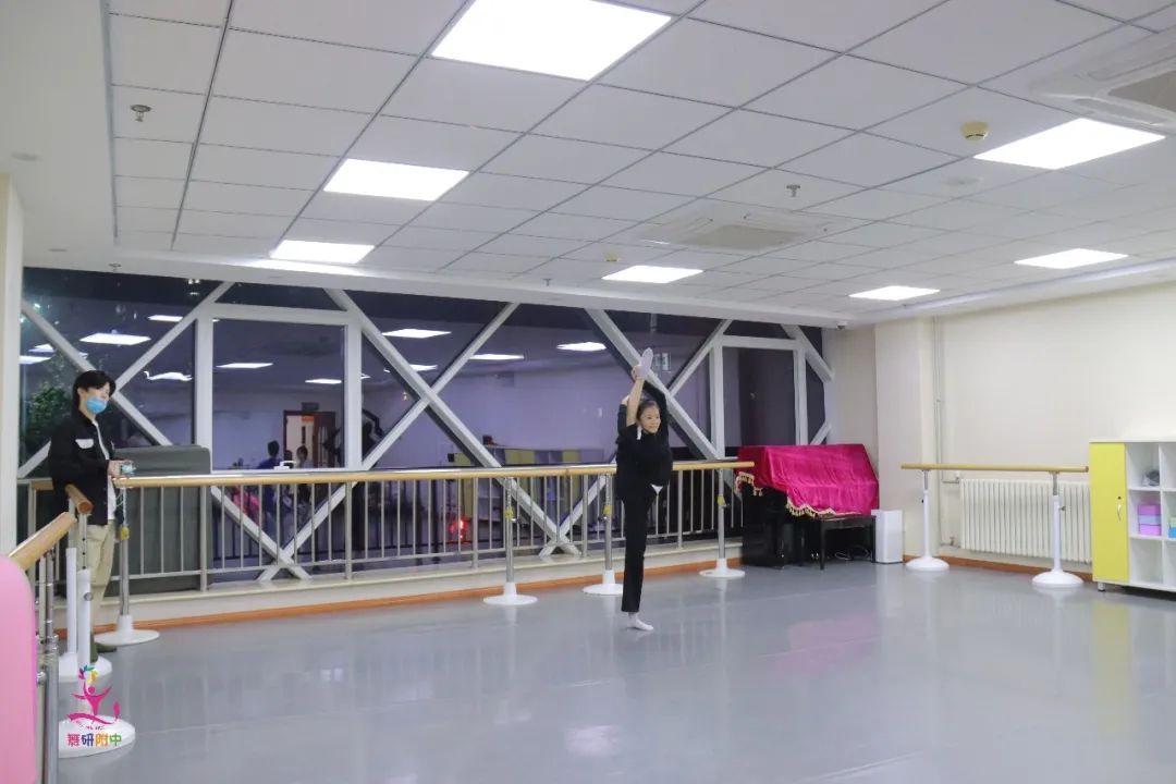 舞研附中一站式服務！深圳藝術學校初試展現備考硬實力！