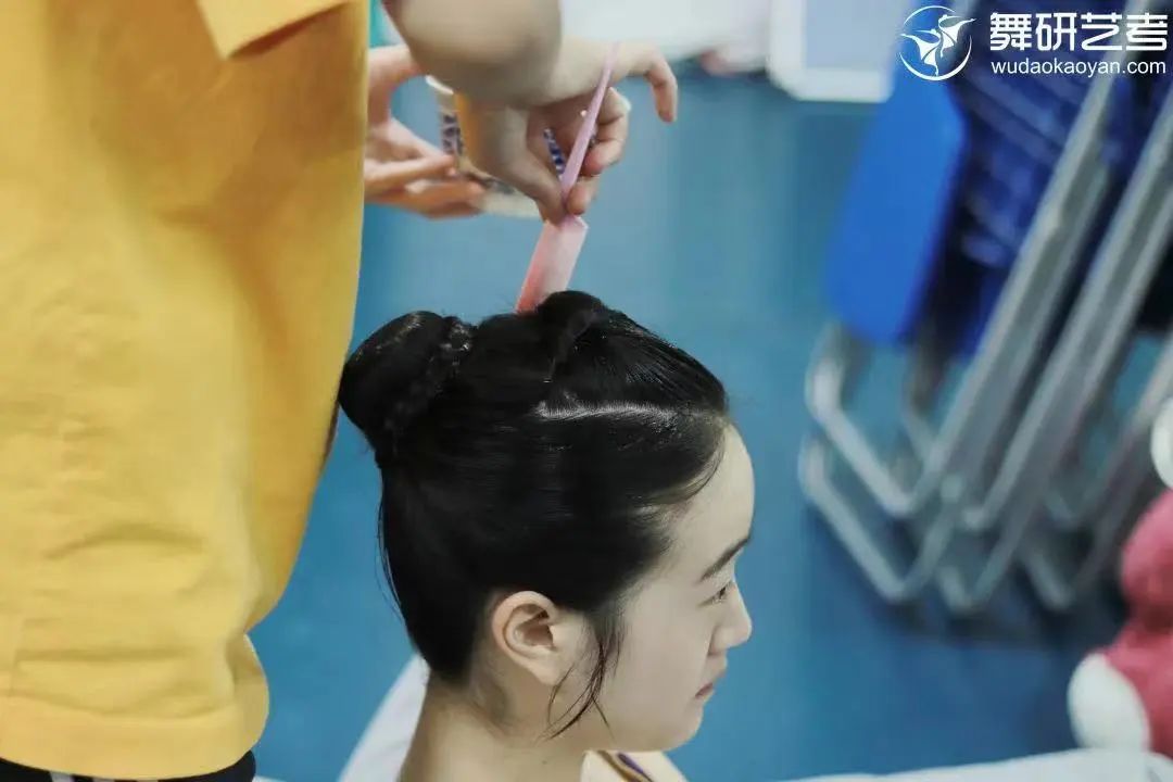 @舞蹈生：学舞蹈的千千万 ，“秃头”却不止一个~拯救发际线计划，你的秃头有救啦！