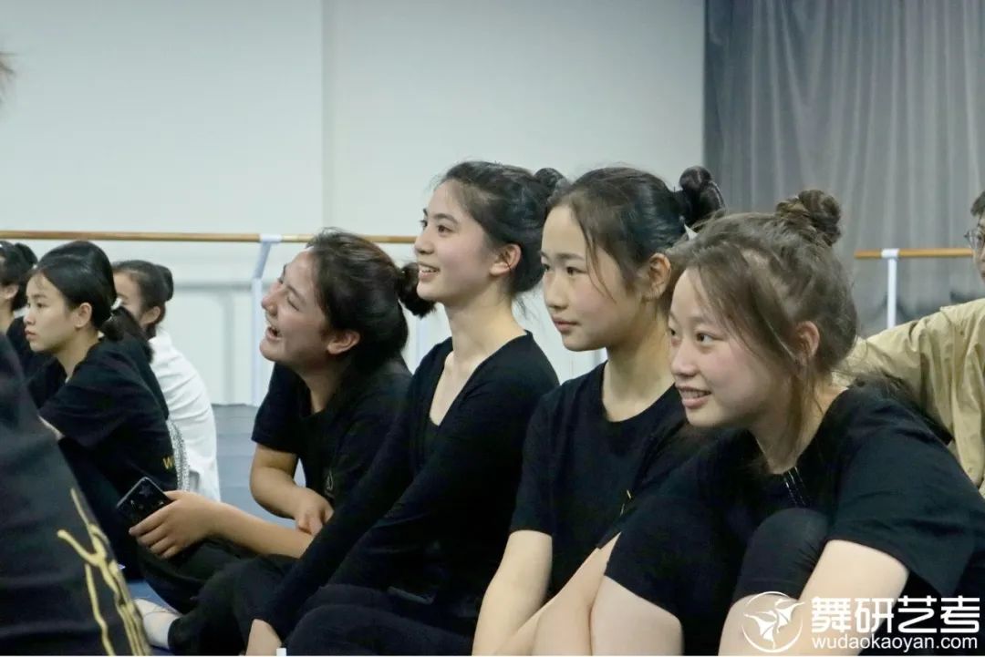 2023年舞研四川校區 | 五一集訓營圓滿落幕！舞蹈生的“完美蛻變”就在這里！
